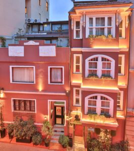 Beyoğlu hotels 2026, Beyoğlu otelleri, Beyoğlu butik otel, apart otel Beyoğlu, Galata otelleri, İstanbul şehir merkezi oteli, Faik Pasha Apartments, Beyoğlu konaklama rehberi