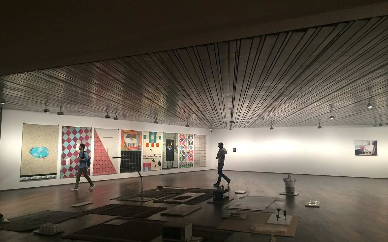 2025 İstanbul Bienali: Beyoğlu’nda Sanat, Konfor ve Eşsiz Konaklama Deneyimi