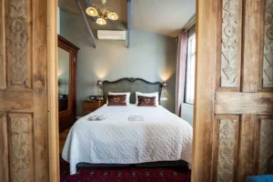 beyoğlu hotels, beyoğlu design hotels, istanbul boutique hotels, galata small hotels, faik pasha apartments, uzun süreli konaklama, sanat oteli, istanbul konaklama