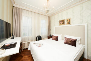 cukurcuma hotels beyoğlu faik pasha apartments 2025