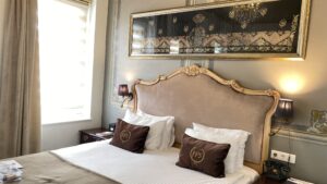 istanbul small hotels, beyoğlu hotels, design hotel, beyoğlu design hotel, butik otel, faik pasha apartments, oda tipleri, rezervasyon, 2025, konaklama, aile oteli, sanat oteli, müşteri yorumu, cihangir, çukurcuma, galata, istanbul events, luxury hotels