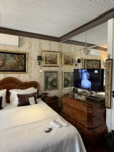 Beyoğlu Hotels, Beyoğlu Otel Fiyatları, Beyoğlu Butik Otel, Beyoğlu Apart Otel, Beyoğlu Airbnb, Beyoğlu Pansiyon, İstanbul Konaklama 2026