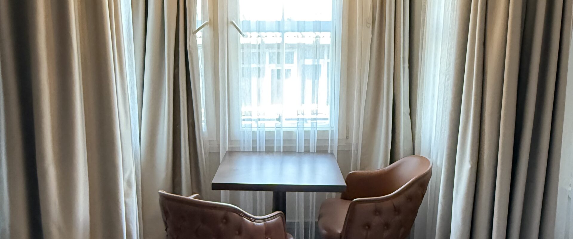 Beyoğlu Hotels 2026: İstanbul’un Ritmini Merkezde Yaşamak